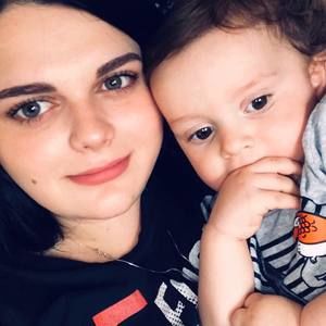 Meet your Posher, Alexandra